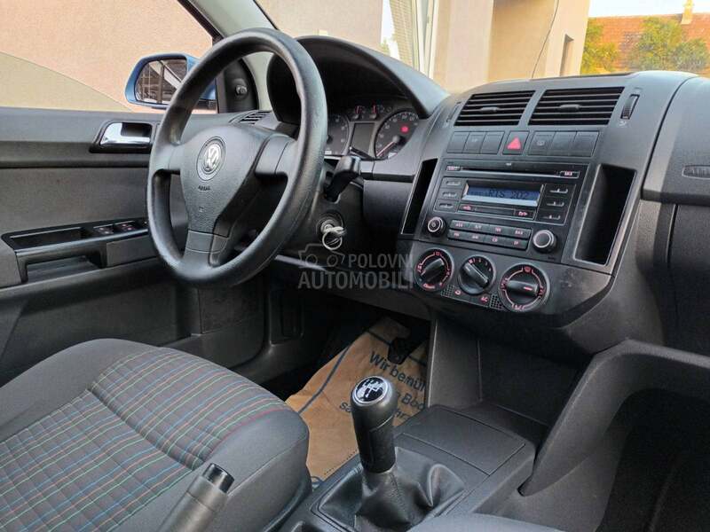 Volkswagen Polo 1.2b/COMFORTLINE