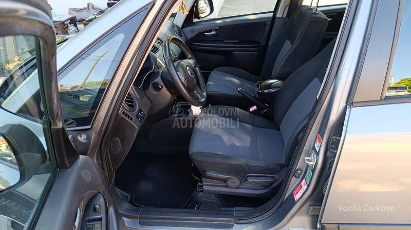 Fiat Sedici 1.6 Daynamic 4x4
