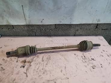 Poluosovina zadnja desna 4x4 za Fiat Panda od 2011. do 2020. god.