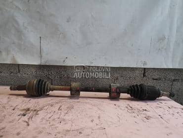 Poluosovina prednja desna 4x4 za Fiat Panda od 2011. do 2020. god.