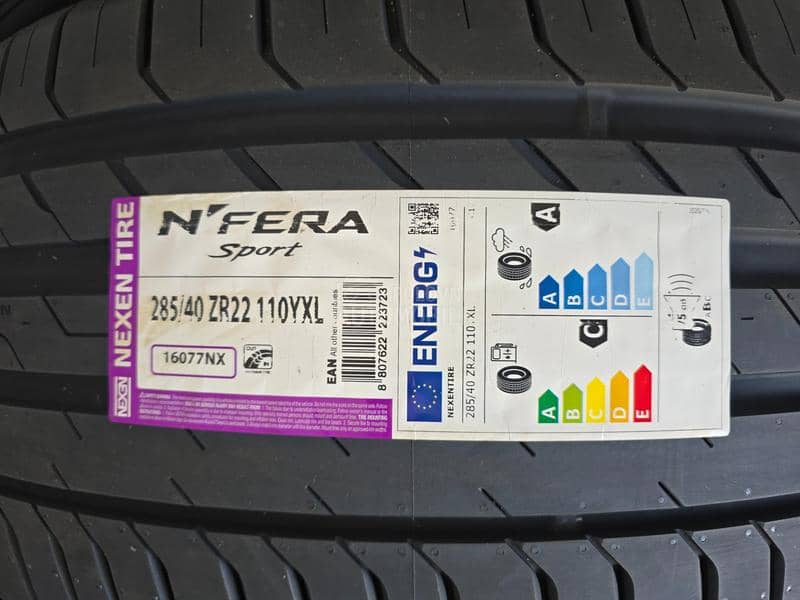 Nexen 285/40 R22 Letnja