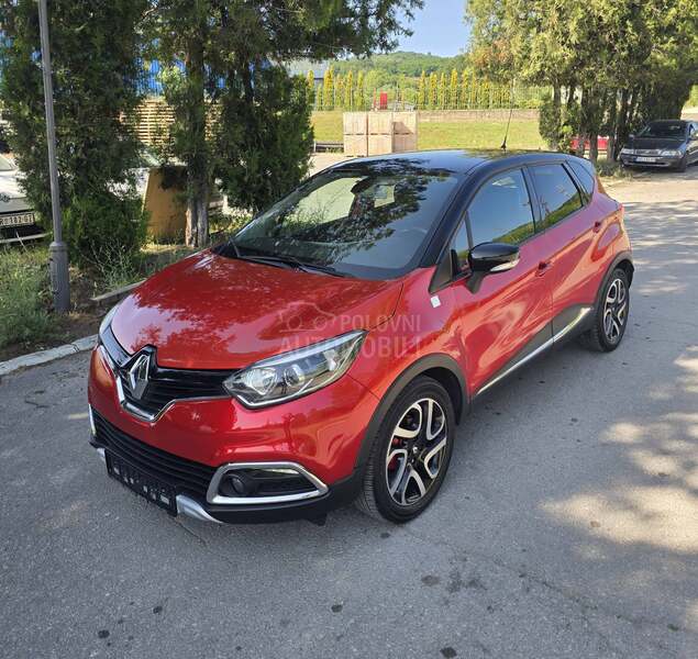 Renault Captur HELLY HANSEN NOV