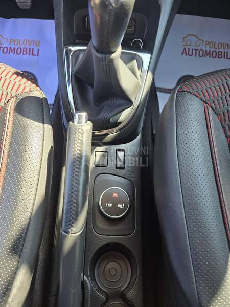 Renault Captur HELLY HANSEN NOV