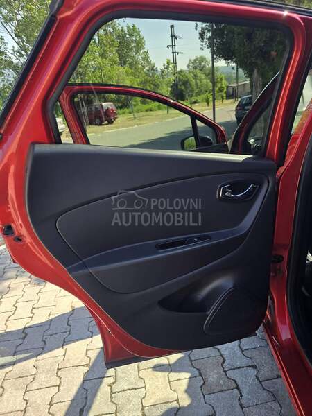Renault Captur HELLY HANSEN NOV