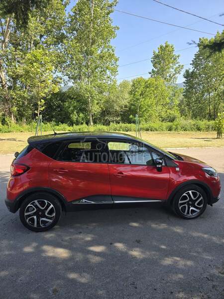 Renault Captur HELLY HANSEN NOV