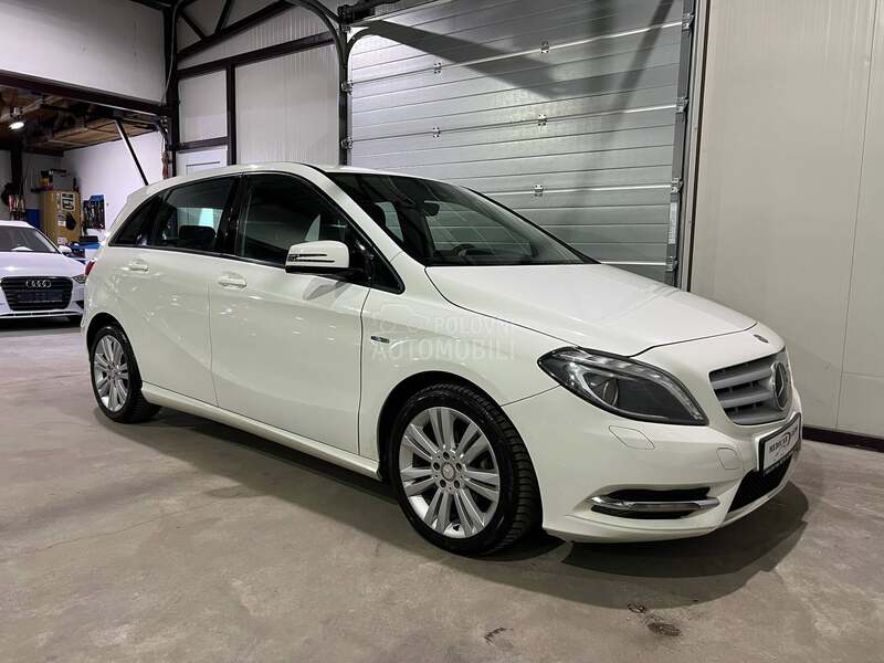 Mercedes Benz B 180 exsecutive