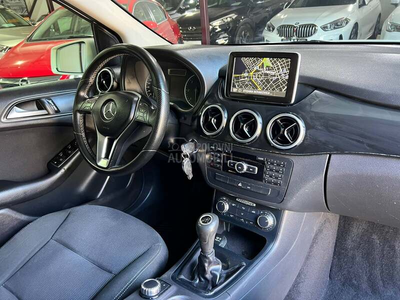 Mercedes Benz B 180 exsecutive