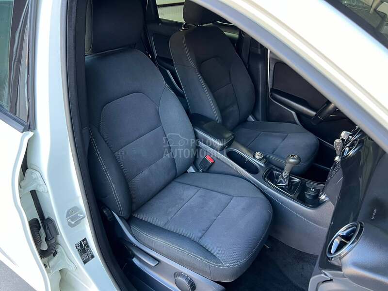 Mercedes Benz B 180 exsecutive