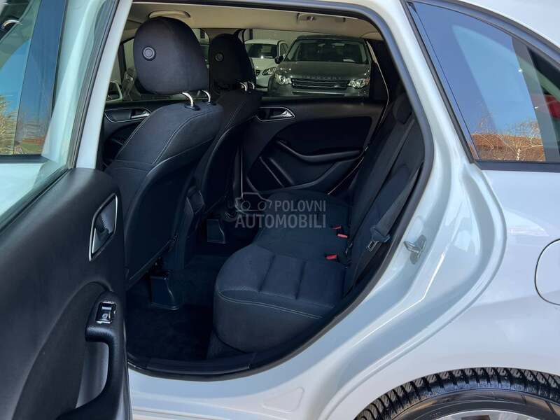 Mercedes Benz B 180 exsecutive