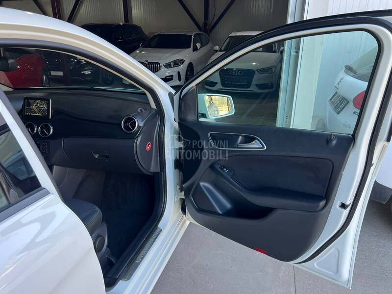 Mercedes Benz B 180 exsecutive