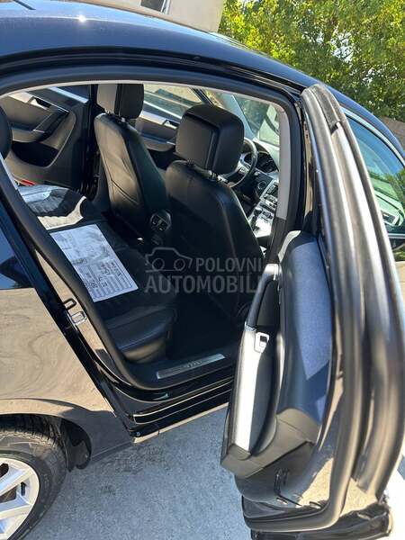 Volkswagen Passat B7 