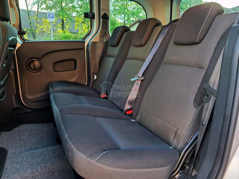 Renault Kangoo POGLEDATI TEXT
