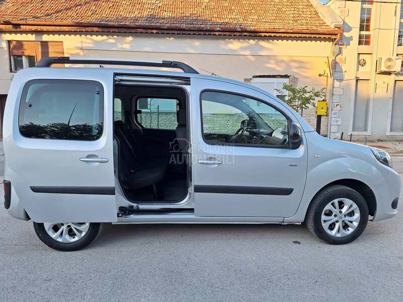 Renault Kangoo POGLEDATI TEXT