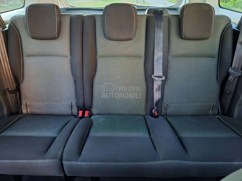 Renault Kangoo POGLEDATI TEXT