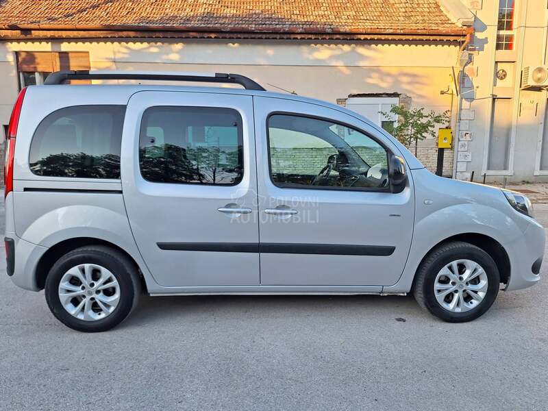 Renault Kangoo POGLEDATI TEXT