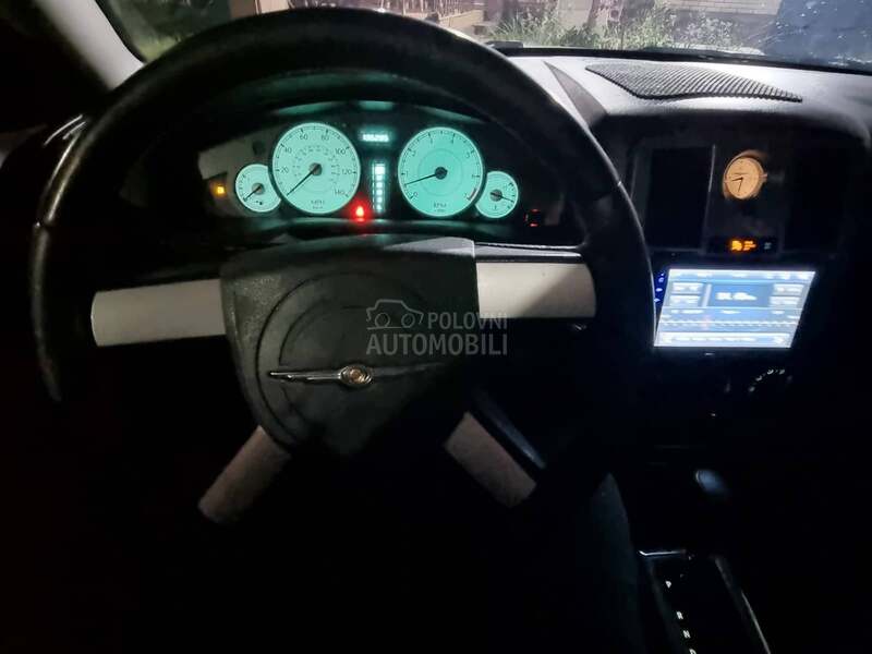 Chrysler 300C 3.5 V6 reg.god