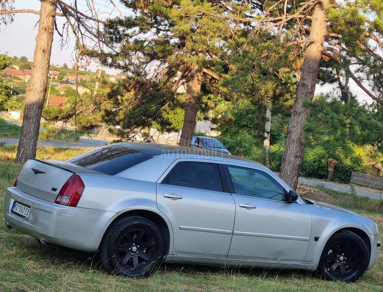 Chrysler 300C 3.5 V6 reg.god