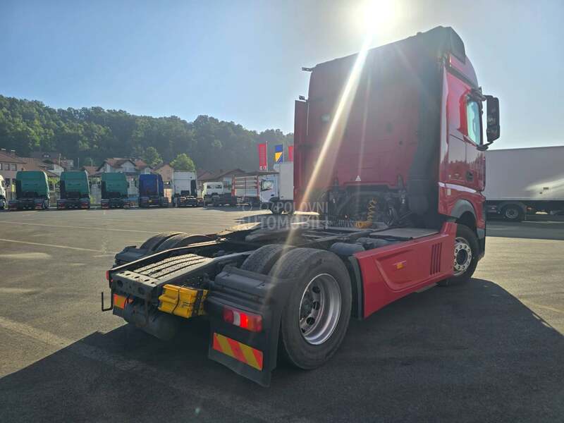 Actros 1842