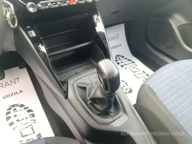 Peugeot 208 1.2 PURETECH ACTIVE