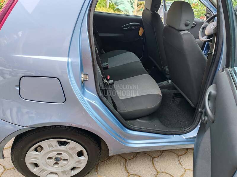 Fiat Punto 1.2 8v