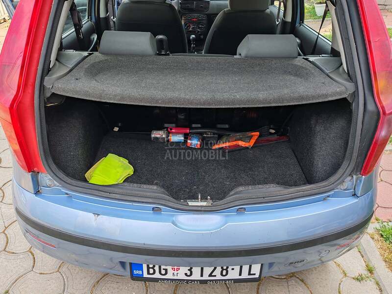 Fiat Punto 1.2 8v