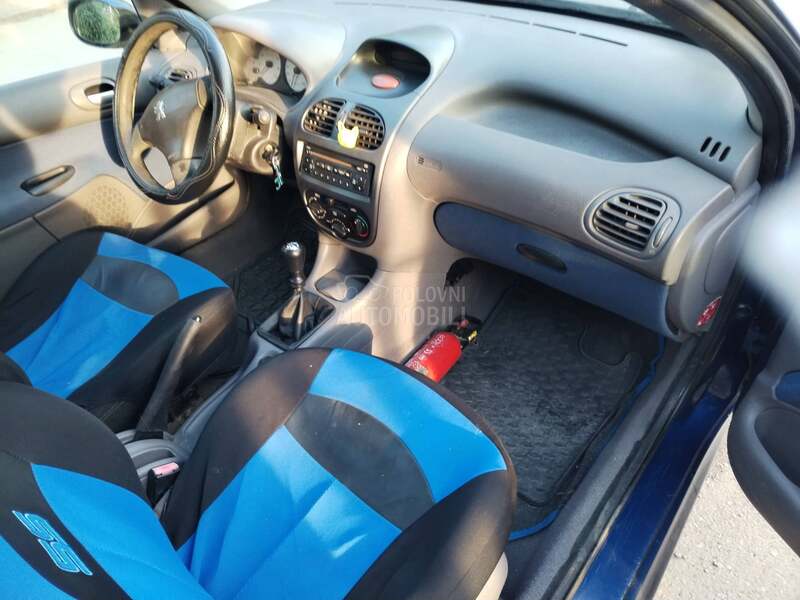 Peugeot 206 