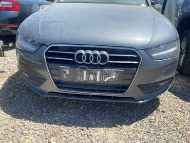 Audi A4 B8 5 -  kompletan auto u delovima