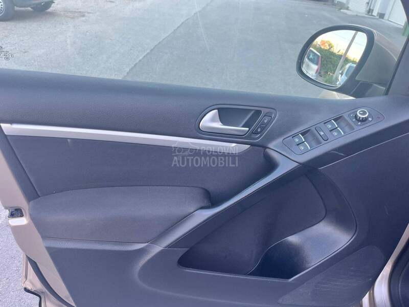 Volkswagen Tiguan 2.0 TDI   D.E.