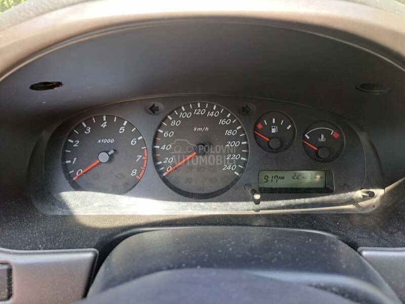 Nissan Primera 