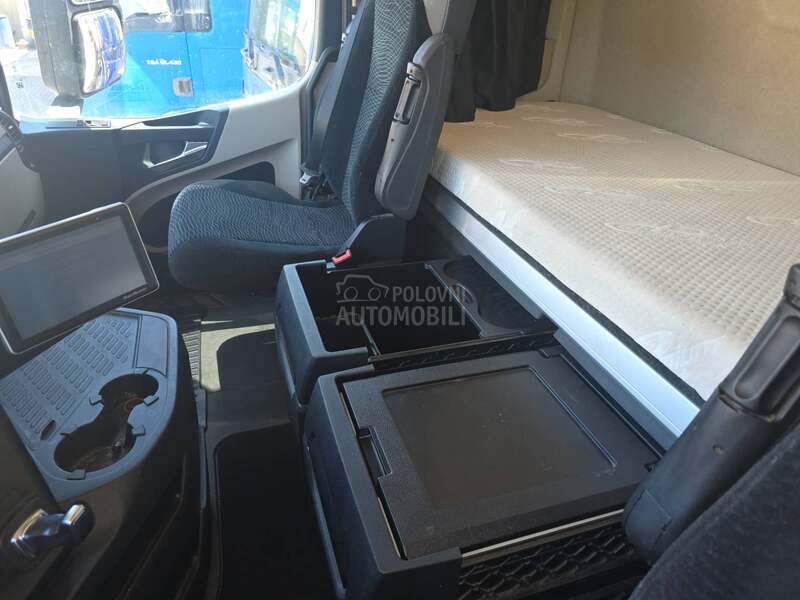 Mercedes Benz ACTROS  1842 Low Liner