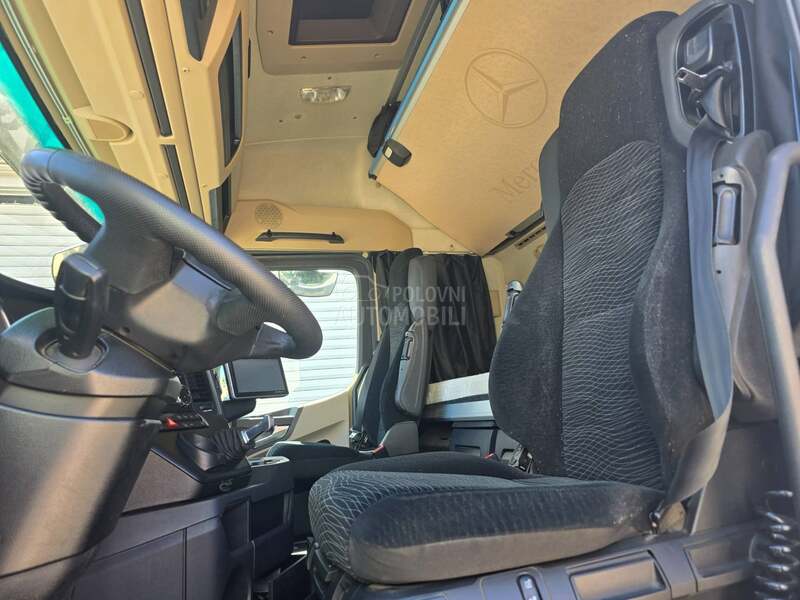 Mercedes Benz ACTROS  1842 Low Liner