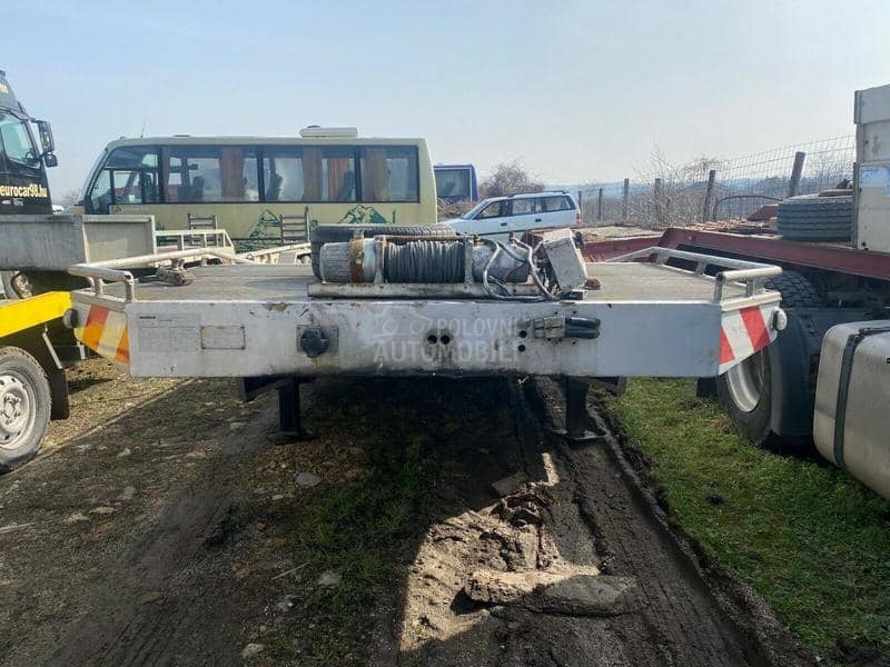 Tijhof BE Poluprikolica