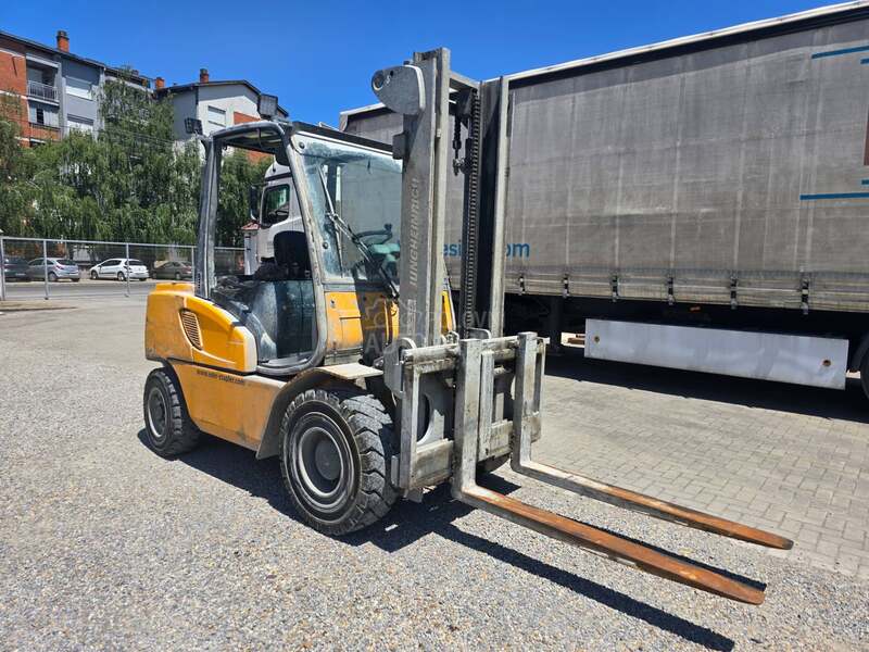 Jungheinrich DFG 550