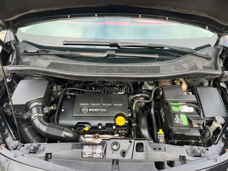 Opel Meriva B 1.4 /COSMO/ CH