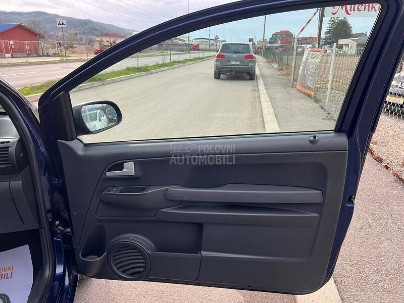 Volkswagen Fox 1.4 /CH/