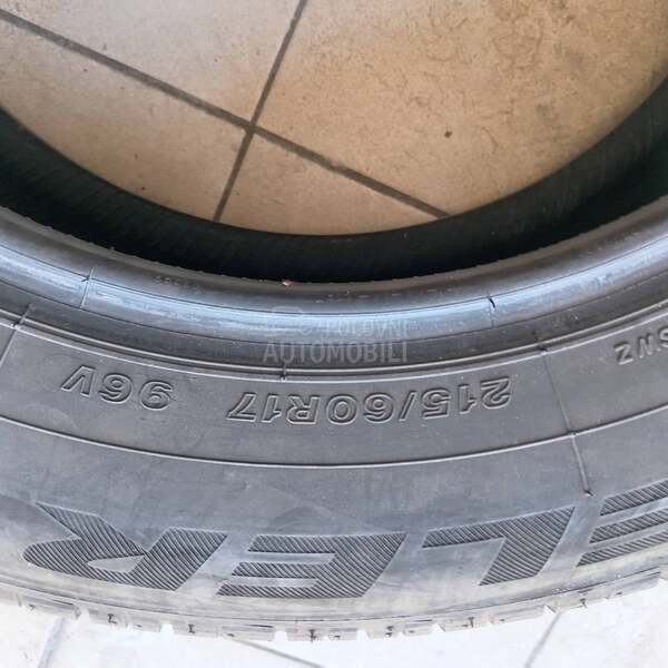 Bridgestone 215/60 R17 Letnja