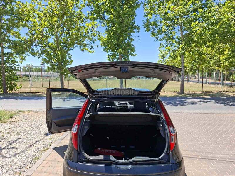 Fiat Punto 1.2 8V