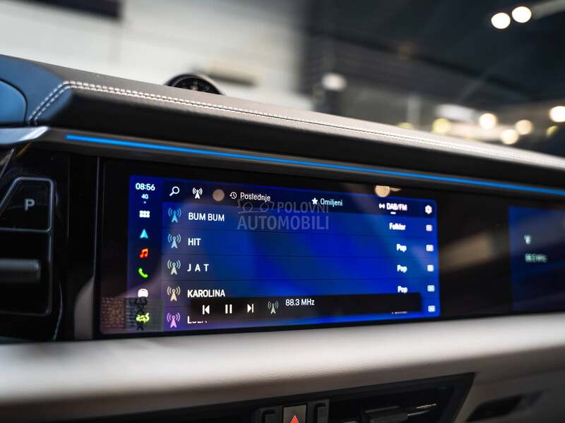 Porsche Macan 4 Electric