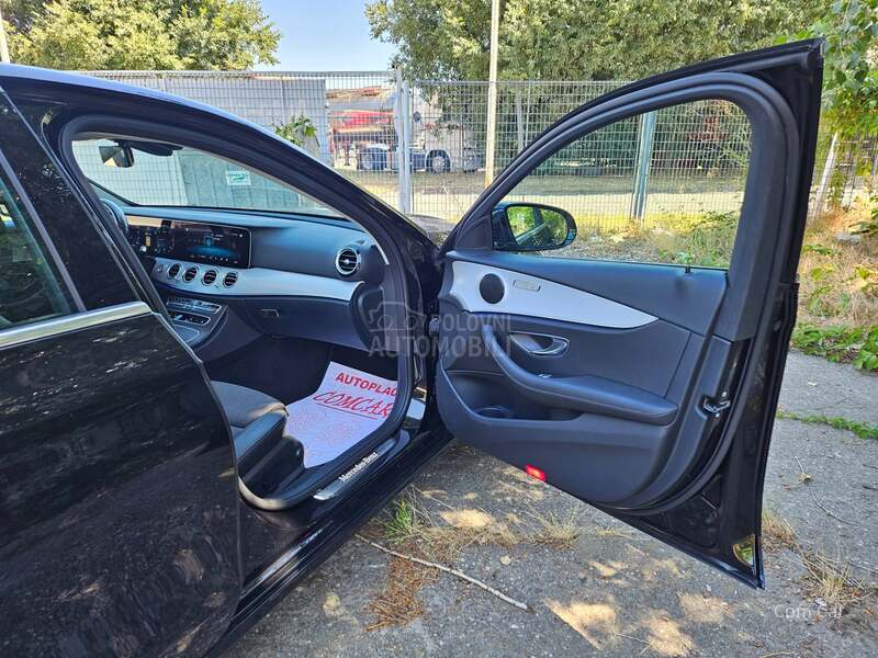 Mercedes Benz E 220 org km / virtual