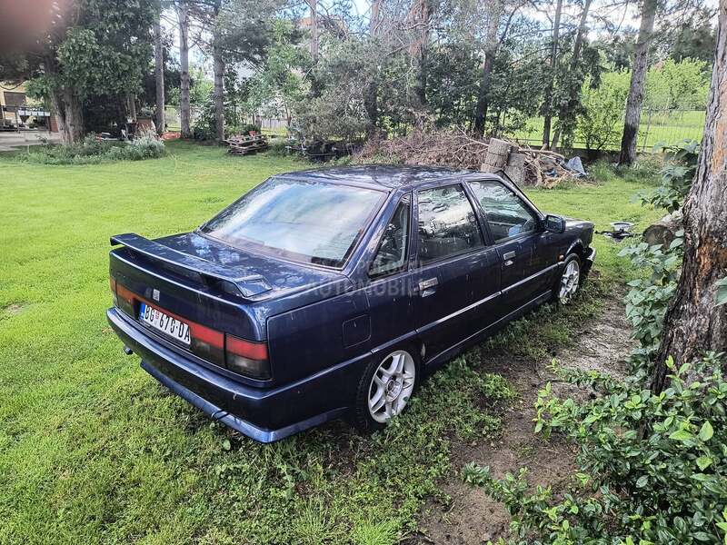 Renault R 21 quadra turbo