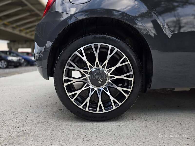 Fiat 500 1.0 Hybrid Dolcevita