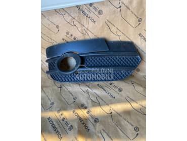 Desna resetka u braniku za Audi Q3 od 2011. do 2014. god.