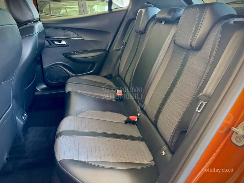 Peugeot 2008 1.5BlueHDI Allure