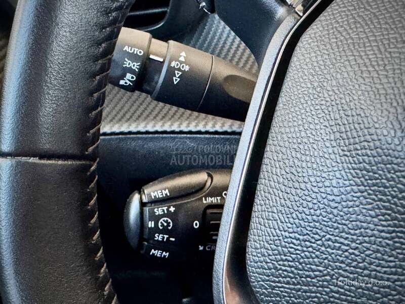 Peugeot 2008 1.5BlueHDI Allure