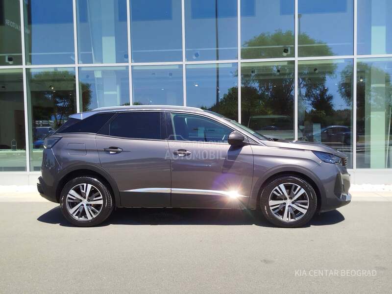Peugeot 3008 1.2 ALLURE A/T