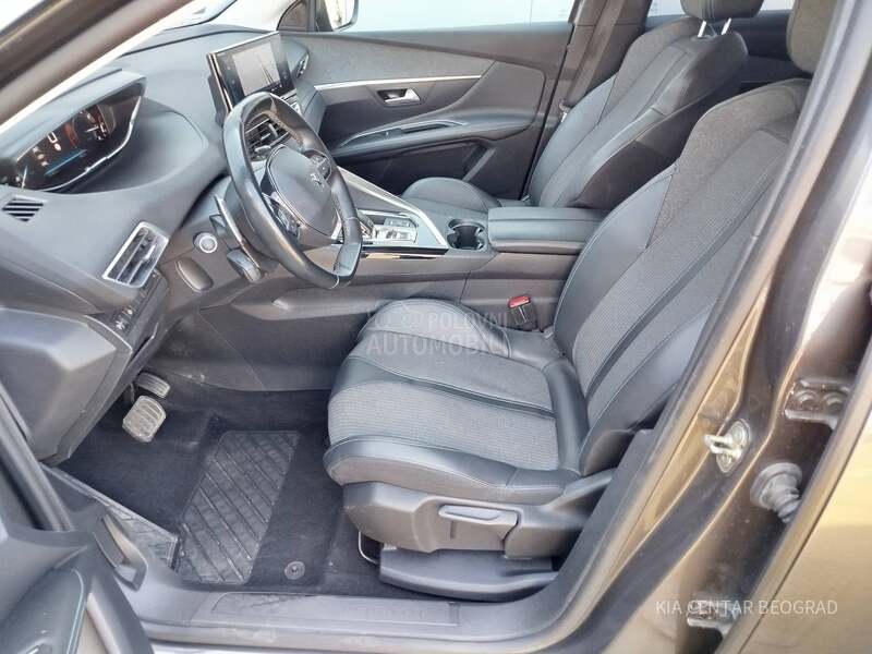 Peugeot 3008 1.2 ALLURE A/T