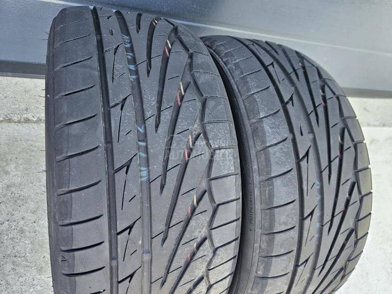 Toyo 225/45 R17 Letnja