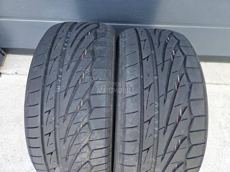 Toyo 225/45 R17 Letnja
