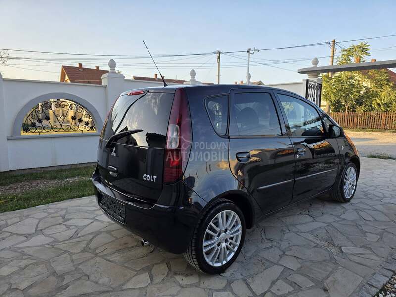 Mitsubishi Colt 1.3 8v