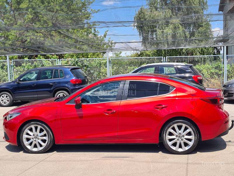 Mazda 3 2.0 B KOZA N A V I